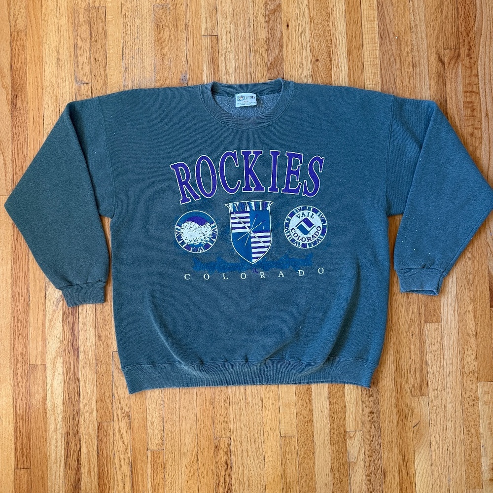 Fabulous Vintage 90s ROCKIES Colorado graphic crew sweatshirt